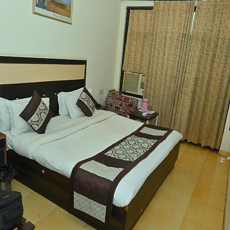 Goyal Plaza Hotel 5 Mint. Waling Distance From Pushkar Lake エクステリア 写真